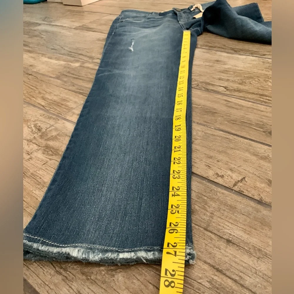 NWT NEW Democracy High Rise Slim Straight Distressed Jeans size 6 Ab technology - Picture 10 of 16